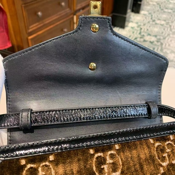 N16 Slightly Used Gucci Sylvie Brown velvet small shoulder straps Bag - Picture 13 of 15